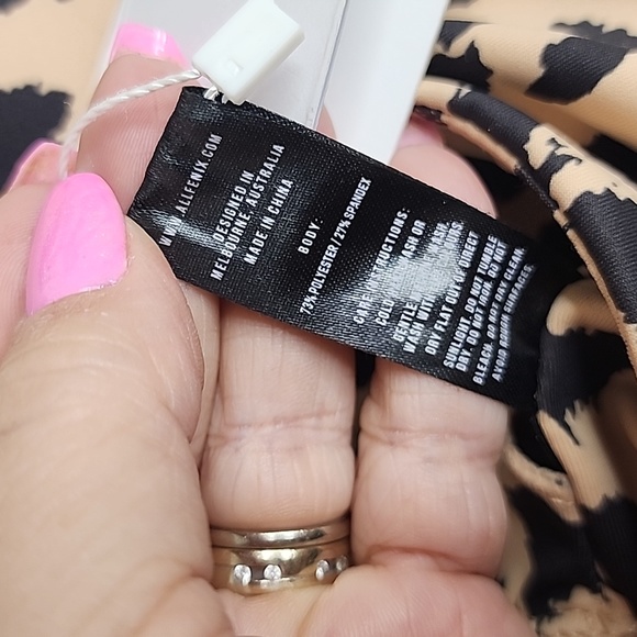 ALL FENIX- ANTHROPOLOGIE Cheetah Sports Bra, Size Large NWT - Picture 4 of 9